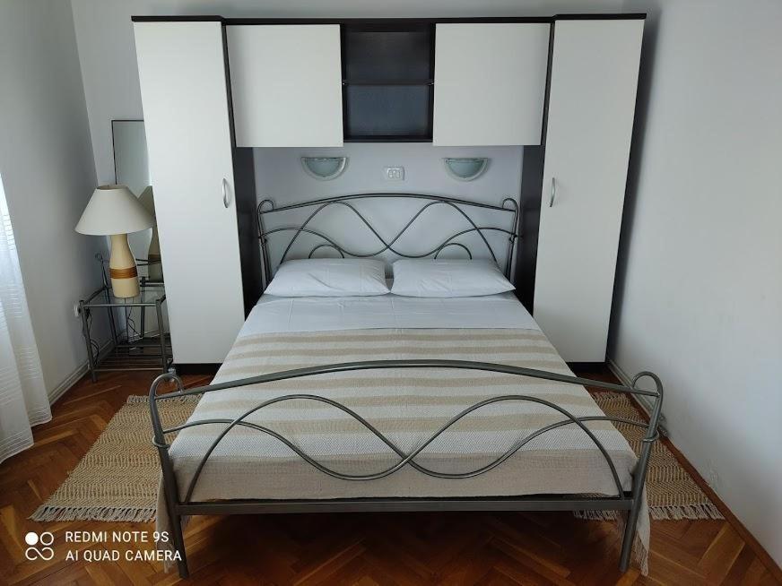 Amazing Seaview Apartment With A Balcony Near The Beach - Kneza Trpimira I Zadar Extérieur photo